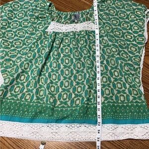 Women’s size large new directions weekend Green Patterned Women's Top